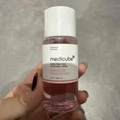 medicube ピンク　スムージングトナー50ml
