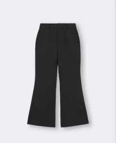 GU ストレッチフレアパンツ