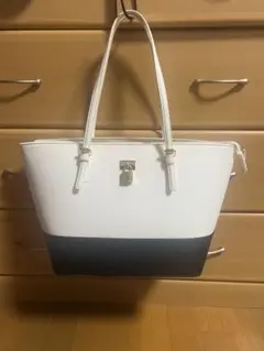 Item thumbnail for item a1c7bbbc-d522-4184-96f5-e51845b24a6d