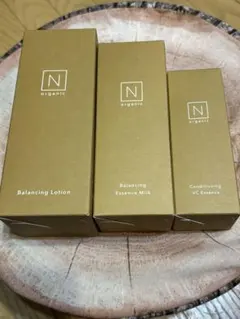 Nオーガニック　バランシングローション、ミルク、VCエッセンス