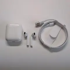 【匿名配送】Apple AirPods（第2世代）充電ケース付き