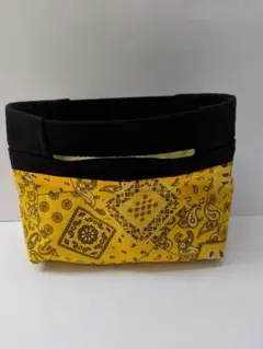 ハンドメイド　バックインバック（Ｓ）ペイズリー柄黄色