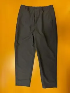 【無印良品】メンズ 風を通すストレッチテーパードパンツ Lサイズ 黒のサムネイル