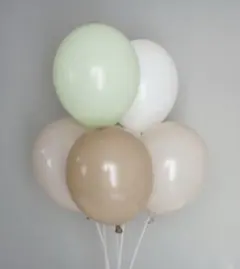 誕生日　インスタグラマー　掲載　風船　ハーフバースデー　天使の羽　マルジェラ風