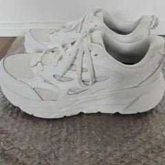 HOKA クリフトン L アスレチック 23センチのサムネイル