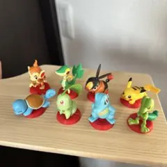 チョコエッグ　ゼニガメチコリータワニノコキモリヒコザルツタージャポカブピカチュウ