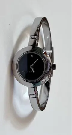 GUCCI ブラック クォーツ腕時計