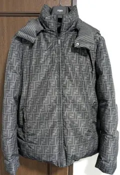 FENDI ナイロンジャケット 2025年最新】fendi ナイロンジャケットの人気アイテム - メルカリ