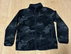 ユニクロ　フリースジャケット　迷彩　黒　　130㌢
