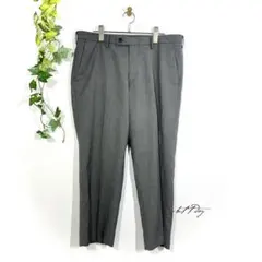 ユニクロ UNIQLO 感動パンツ スラックス グレー 灰色 ウエスト91cm