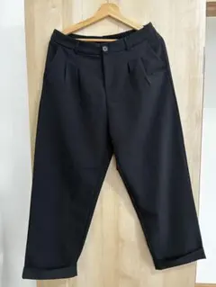 レディース　スラックス　黒パンツ XXL