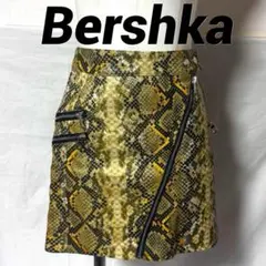 ZARA 姉妹店 Bershka ベルシュカ 2way パイソンレザーミニスカ