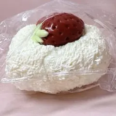 209)スクイーズ　Snowcake いちご　ケーキ