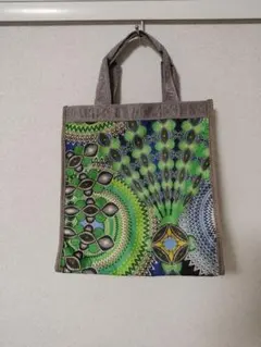美品【MISSONI 】カラフル　ジオメトリック柄　トートバッグのサムネイル