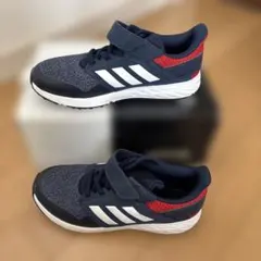 アディダススニーカー 21センチ新品