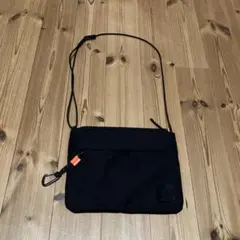 ブラック ショルダーバッグ ナイロン製
