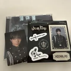 &TEAM We On Fire ニコラス トレカ　ステッカー　CD付