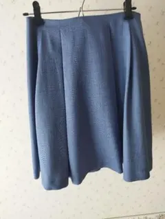 【3月28日まで】ボンメルスリー 青 フレアスカート プリーツ入り