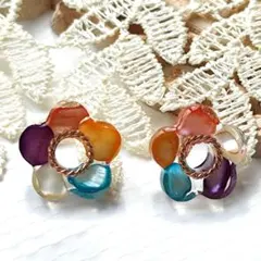 ピアス　ゴールド　サージカルステンレス　お花の形　カラフルさざれ石　小ぶり　②