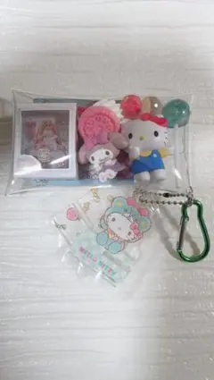 ハローキティ アクリルキーホルダーセット　ガチャ詰めポーチ