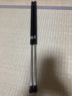 BNR34 GT-R リアトランクダンパー　非純正　未使用品 BNR34 GT-R リアトランクダンパー 非純正 未使用品 - メルカリ