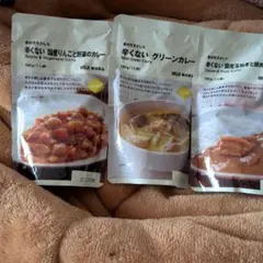 無印良品 辛くないカレー 3種セット お子様にもオッケーレトルトカレーのサムネイル