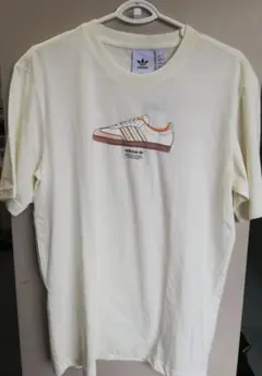[新品未使用]adidas スニーカーイラスト Tシャツ Lサイズ
