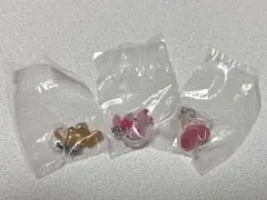 サンリオ　めじるしアクセサリー　くろうさ　ぼんぼんりぼん　マロンクリーム