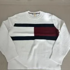 TOMMY HILFIGER ニットセーター メンズのＳなのでレディースでMです