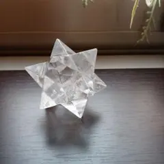 天然石 マカバスター ローズクォーツ 水晶 ハートの皿 置物 - メルカリ