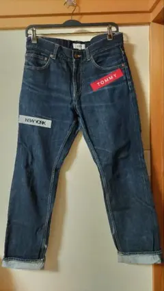 TOMMY デニムパンツ　ワッペン　刺繍のサムネイル