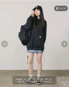 【古着】carhartt ブラックパーカーMサイズ