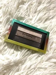 Item thumbnail for item d66d319a-7f4f-499c-9ff3-0e1ba44fdb2f