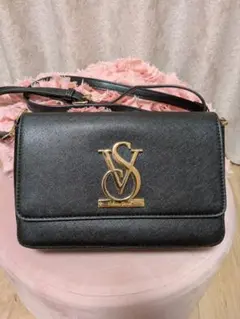 VS ブラック ショルダーバッグ（victoria's secret）