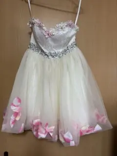 アイボリー チュールドレス 花飾り