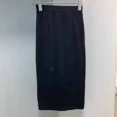 タイトスカート ひざ丈 黒 春服