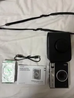 Fujifilm instax mini Evo 本体　ケース•フィルム付き