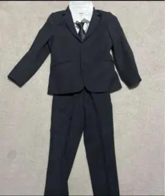 黒のフォーマルスーツ 130cm