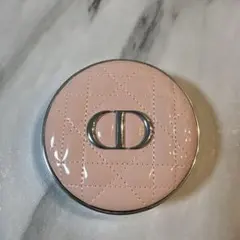 ディオールスキン フォーエヴァー クッション ケース 限定色ピンクカナージュ
