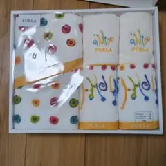 FURLA タオルセット カラフルドット　お値引きできません。