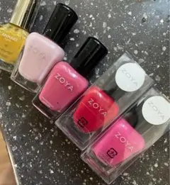 Zoya ネイルカラー 4本、キャンメイク1本