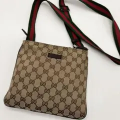 美品 ✨ グッチ シェリーライン ショルダーバッグ サコッシュ GG