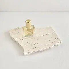 582ロマノトラバーチン（大理石端材プレート）