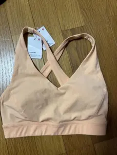 新品　Lululemon Envital Bra ピーチ