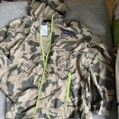 Patagonia フーデッドジャケット カモフラージュ柄 ボーイズM