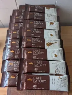 AGF Blendy カフェラトリー 濃厚ビター　カフェラテ スティック　16本のサムネイル