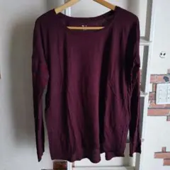 GAP　メンズ長袖Tシャツ エンジ　ギャップのサムネイル