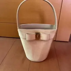 2026年最新】フェラガモ バッグ バケツの人気アイテム - メルカリ
