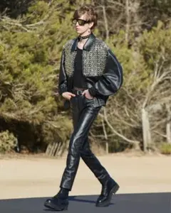 Item thumbnail for item 63532131-1340-462a-8e7a-e113de25ca7d