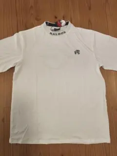 モックネック m